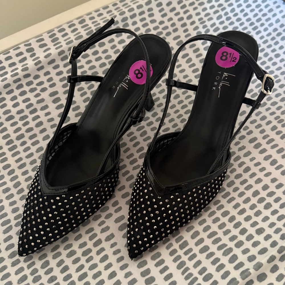 NWOT Black Kitten Heels